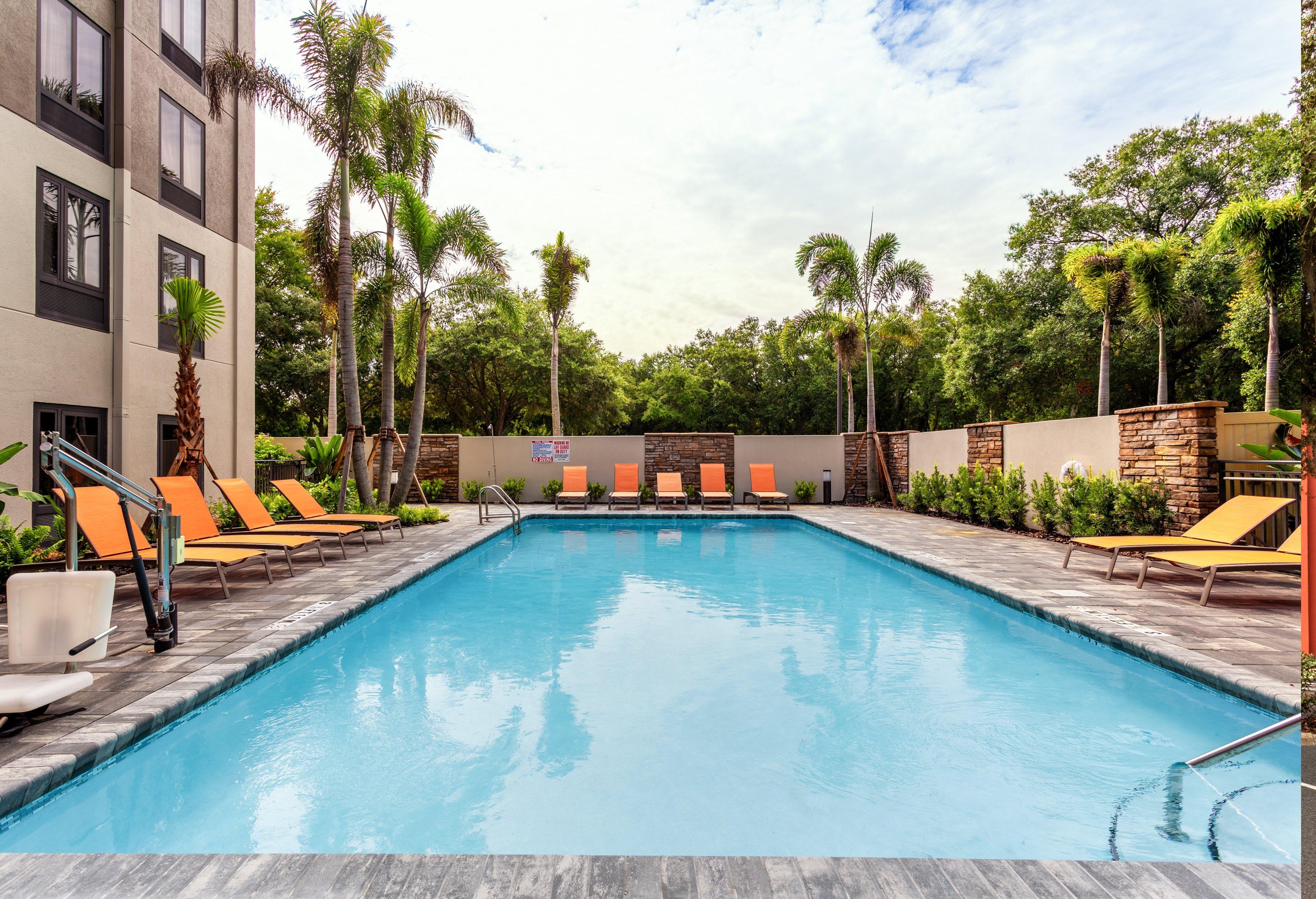 Holiday Inn Express Tampa-Brandon By Ihg Exterior foto