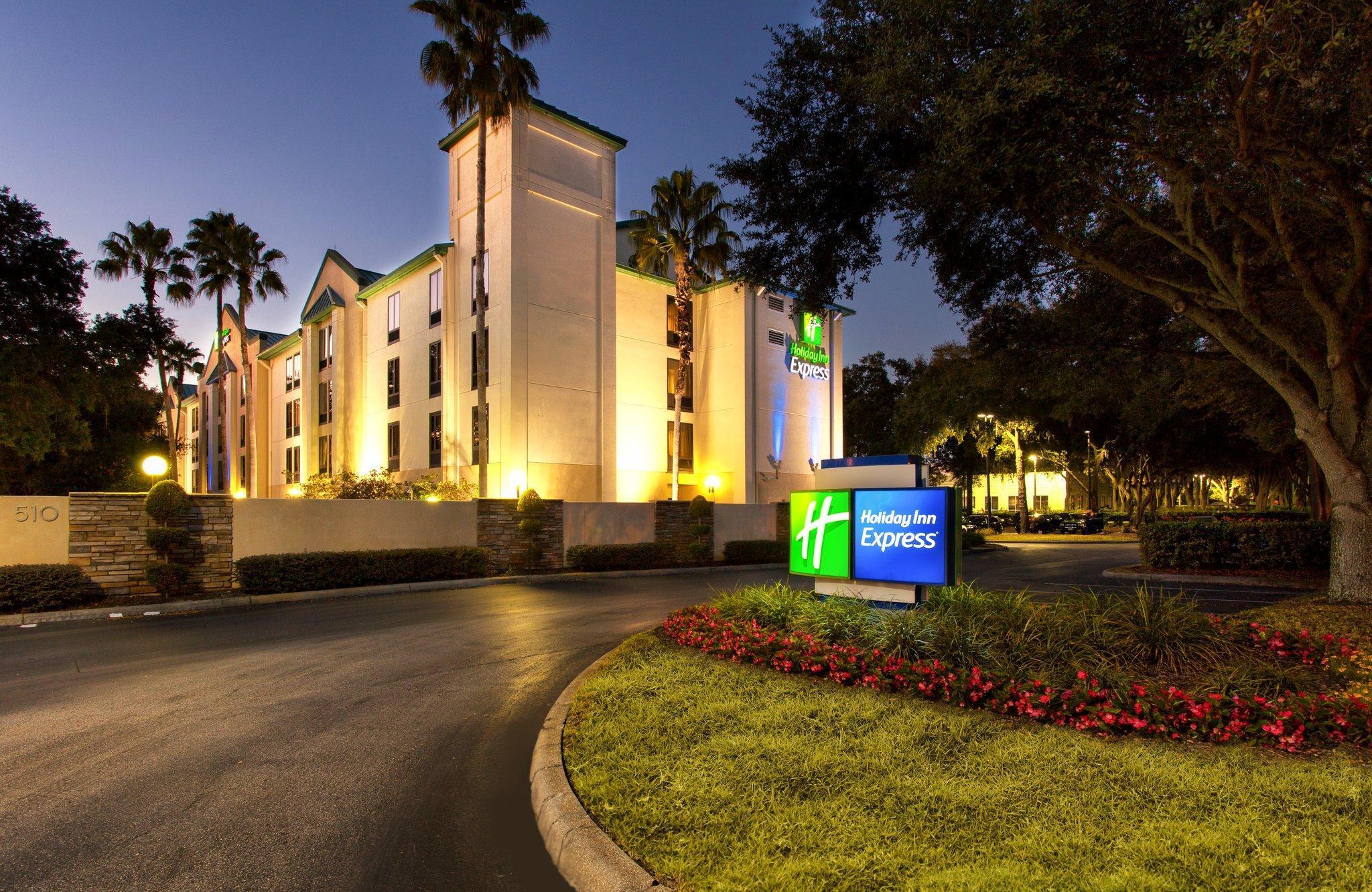 Holiday Inn Express Tampa-Brandon By Ihg Exterior foto